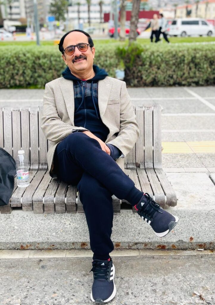 Sarangaa اِزمير:چوٽيءَ تي ٺھيل قلعو، قديم وسندي ۽ شاعريءَ وارا ڏاڙهون